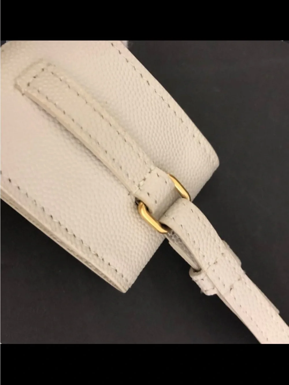 💛🤍💛YSL  AirPod Leather Case💛🤍💛